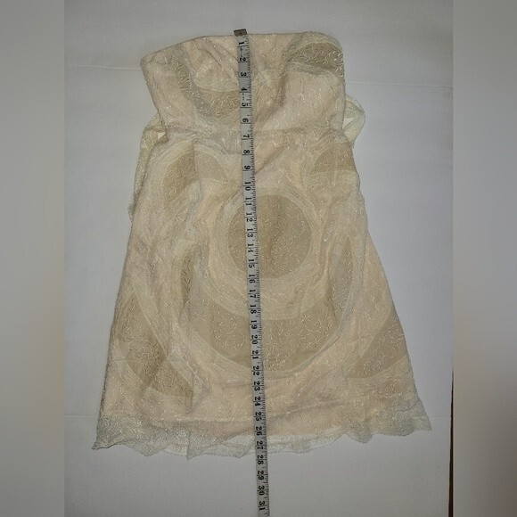 Ivory Cream Lucy & Co. Lucy Paris Lace strapless mini dress size Medium … - Picture 6 of 6